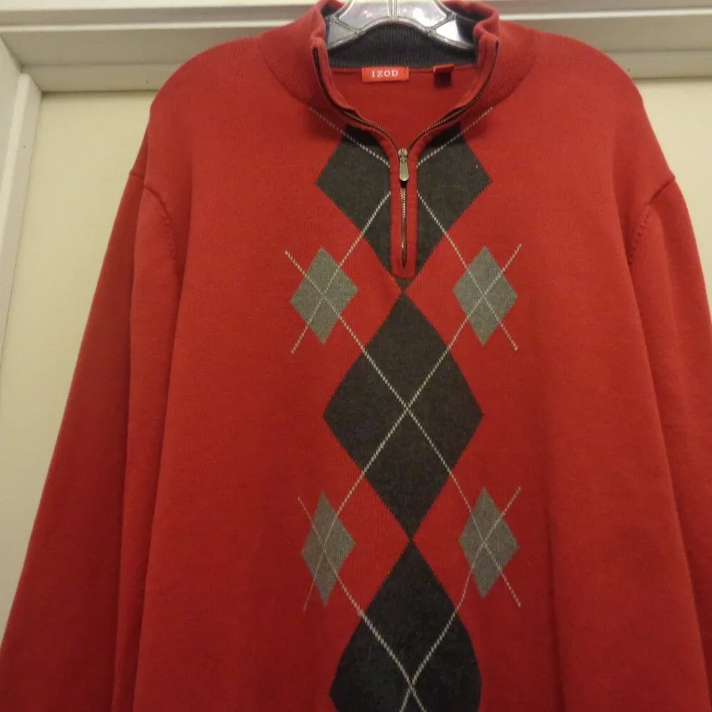 PREPPY VINTAGE MALE IZOD RED ARGYILLE ZIP NECK SWEATER X L T